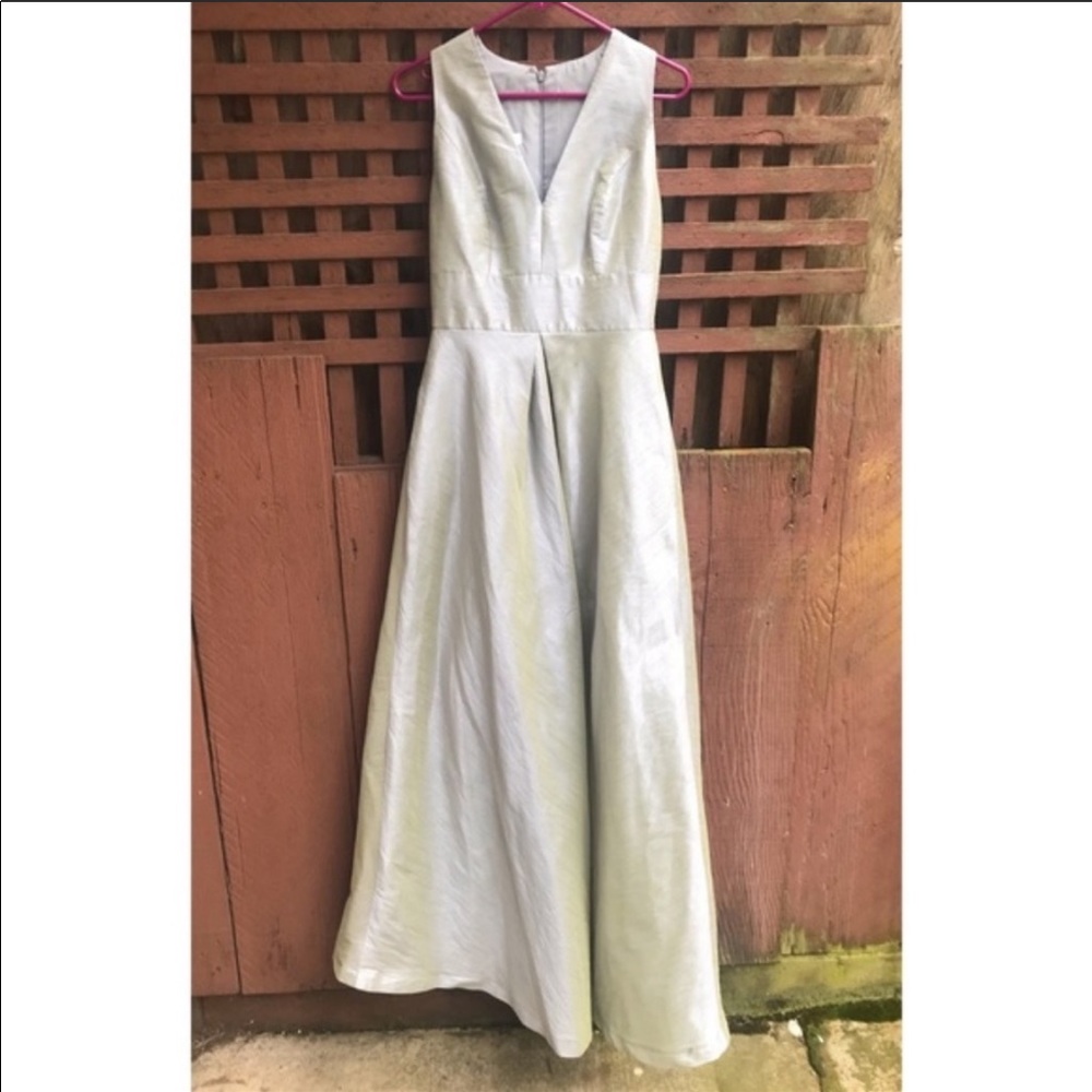 Alfred Sung V-Neck Sleeveless A-Line Gown